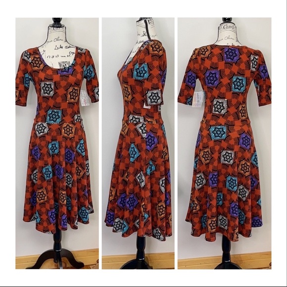 💕New with Tag Lularoe Nicole Dress💕 - Picture 8 of 14